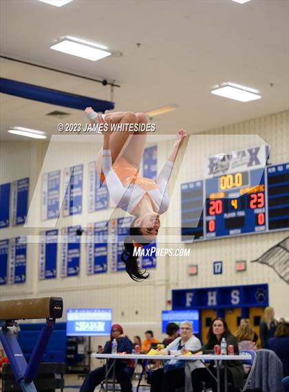 Thumbnail 2 in VHSL Occoquan Region 6C Championships photogallery.