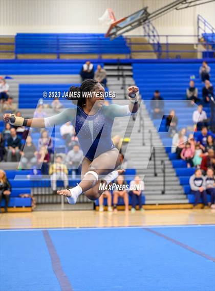 Thumbnail 2 in VHSL Occoquan Region 6C Championships photogallery.