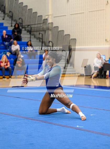 Thumbnail 1 in VHSL Occoquan Region 6C Championships photogallery.