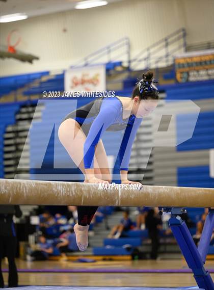 Thumbnail 3 in VHSL Occoquan Region 6C Championships photogallery.