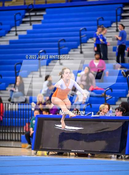 Thumbnail 1 in VHSL Occoquan Region 6C Championships photogallery.