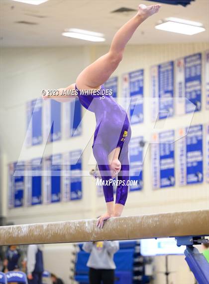 Thumbnail 2 in VHSL Occoquan Region 6C Championships photogallery.