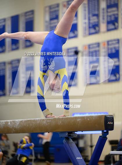 Thumbnail 3 in VHSL Occoquan Region 6C Championships photogallery.
