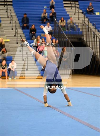Thumbnail 2 in VHSL Occoquan Region 6C Championships photogallery.
