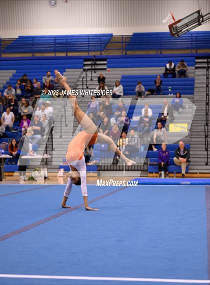 Thumbnail 1 in VHSL Occoquan Region 6C Championships photogallery.