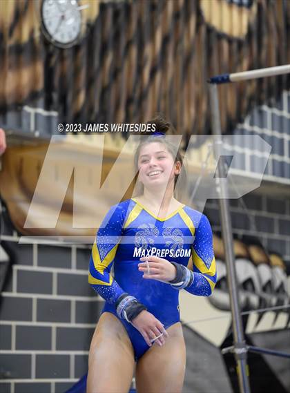Thumbnail 3 in VHSL Occoquan Region 6C Championships photogallery.