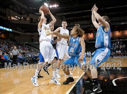 Thumbnail 3 in Newport Central Catholic vs. Boone County (Regional Playoff) photogallery.