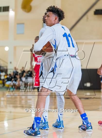 Thumbnail 2 in Saint Mary's vs. Capital Christian (CIF NorCal Regional D4 Final) photogallery.