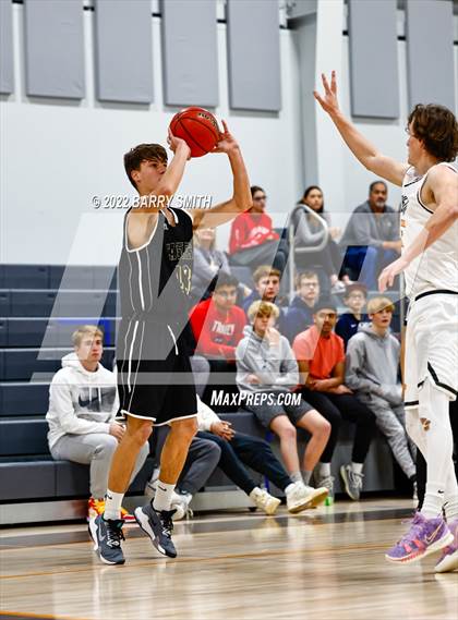 Thumbnail 2 in Rocky Mountain Lutheran @ Flatirons Academy (CHAA 1A Quarterfinal Playoff) photogallery.
