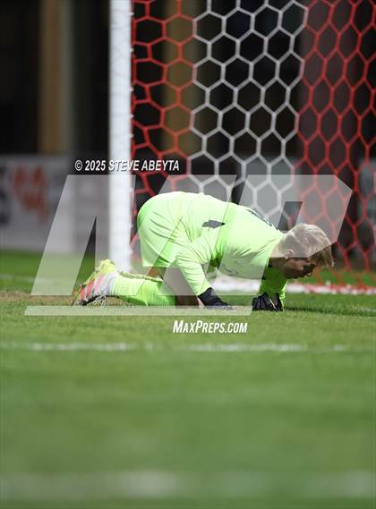 Thumbnail 2 in Cherokee Trail @ Ralston Valley (CHSAA 5A Semifinals) photogallery.