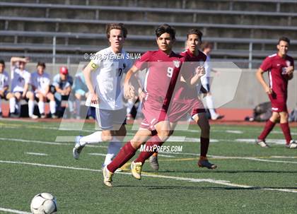 Thumbnail 1 in Calexico vs. Scripps Ranch (San Diego Holiday Tournament) photogallery.