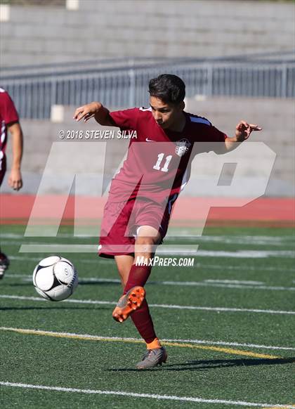 Thumbnail 1 in Calexico vs. Scripps Ranch (San Diego Holiday Tournament) photogallery.