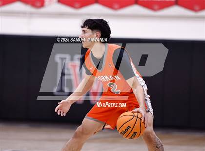 Thumbnail 1 in Harvard-Westlake vs Bishop Gorman (Harvard-Westlake Winter Showcase) photogallery.