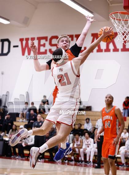 Thumbnail 2 in Harvard-Westlake vs Bishop Gorman (Harvard-Westlake Winter Showcase) photogallery.