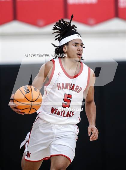 Thumbnail 2 in Harvard-Westlake vs Bishop Gorman (Harvard-Westlake Winter Showcase) photogallery.