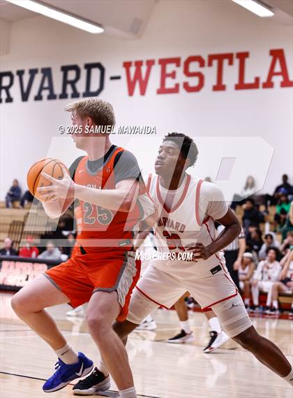 Thumbnail 2 in Harvard-Westlake vs Bishop Gorman (Harvard-Westlake Winter Showcase) photogallery.