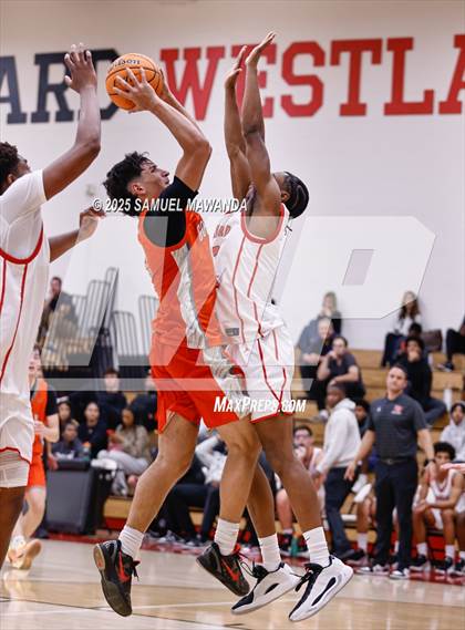 Thumbnail 1 in Harvard-Westlake vs Bishop Gorman (Harvard-Westlake Winter Showcase) photogallery.