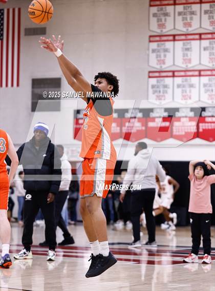 Thumbnail 2 in Harvard-Westlake vs Bishop Gorman (Harvard-Westlake Winter Showcase) photogallery.