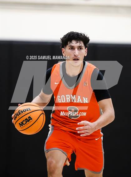 Thumbnail 1 in Harvard-Westlake vs Bishop Gorman (Harvard-Westlake Winter Showcase) photogallery.
