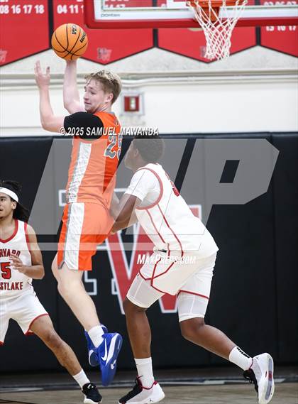 Thumbnail 3 in Harvard-Westlake vs Bishop Gorman (Harvard-Westlake Winter Showcase) photogallery.