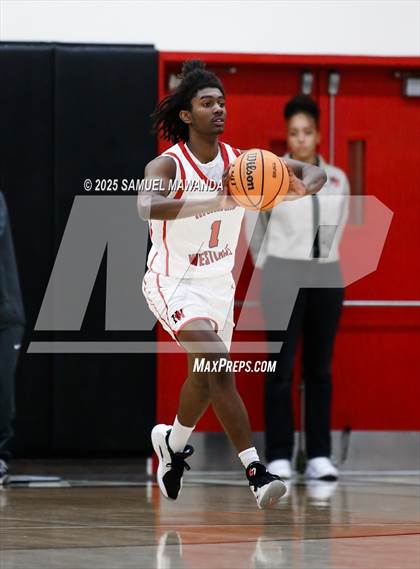 Thumbnail 3 in Harvard-Westlake vs Bishop Gorman (Harvard-Westlake Winter Showcase) photogallery.