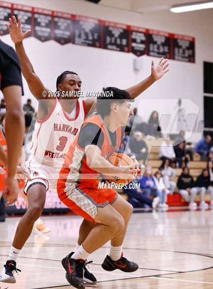 Thumbnail 3 in Harvard-Westlake vs Bishop Gorman (Harvard-Westlake Winter Showcase) photogallery.