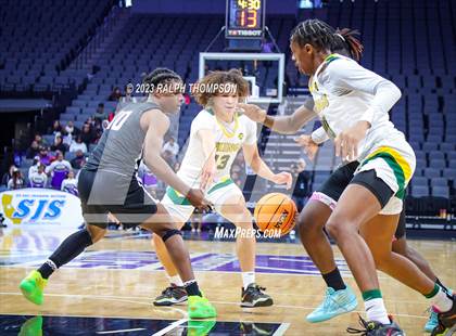 Thumbnail 2 in Sacramento vs. Vanden (CIF SJS D-3 Final) photogallery.