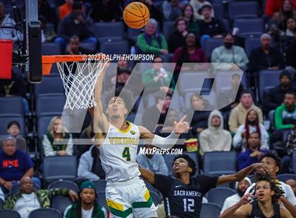 Thumbnail 3 in Sacramento vs. Vanden (CIF SJS D-3 Final) photogallery.