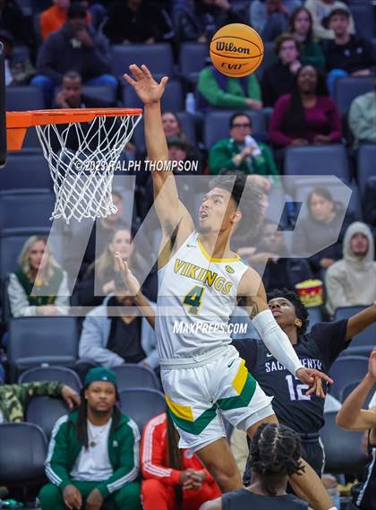 Thumbnail 1 in Sacramento vs. Vanden (CIF SJS D-3 Final) photogallery.