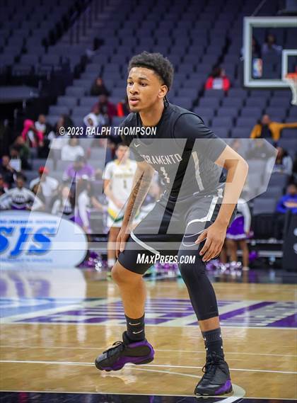 Thumbnail 1 in Sacramento vs. Vanden (CIF SJS D-3 Final) photogallery.