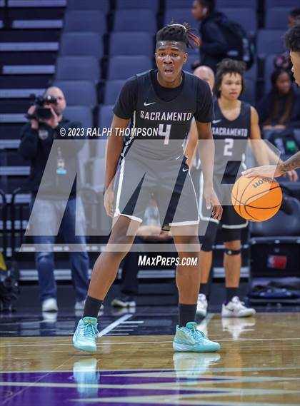 Thumbnail 1 in Sacramento vs. Vanden (CIF SJS D-3 Final) photogallery.