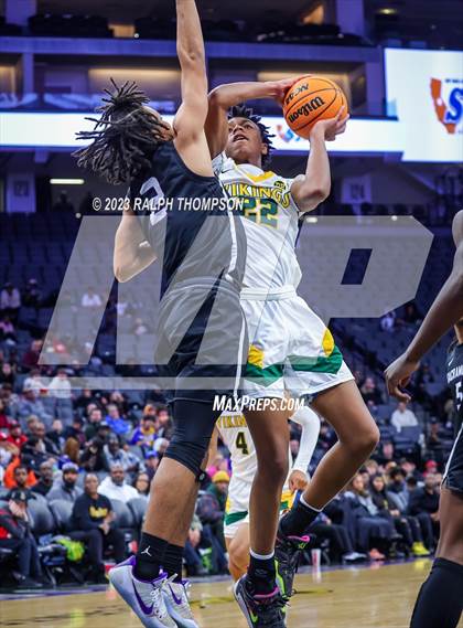 Thumbnail 2 in Sacramento vs. Vanden (CIF SJS D-3 Final) photogallery.