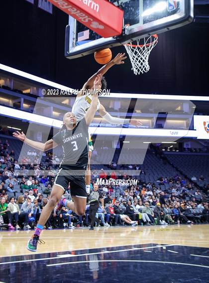 Thumbnail 2 in Sacramento vs. Vanden (CIF SJS D-3 Final) photogallery.