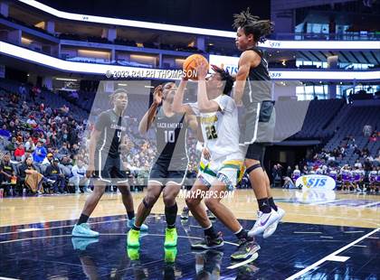 Thumbnail 2 in Sacramento vs. Vanden (CIF SJS D-3 Final) photogallery.