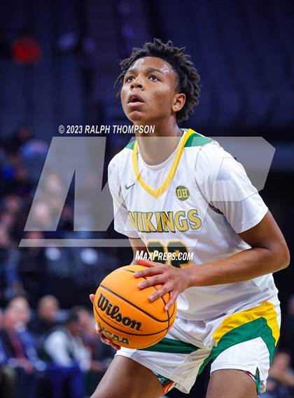 Thumbnail 3 in Sacramento vs. Vanden (CIF SJS D-3 Final) photogallery.