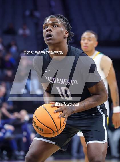 Thumbnail 1 in Sacramento vs. Vanden (CIF SJS D-3 Final) photogallery.