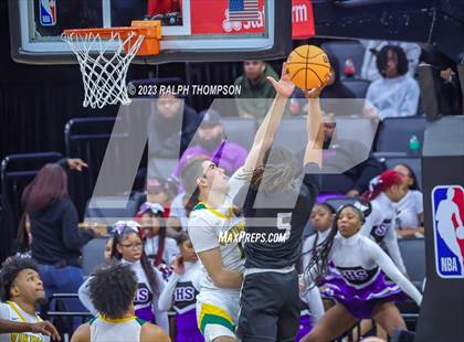 Thumbnail 3 in Sacramento vs. Vanden (CIF SJS D-3 Final) photogallery.