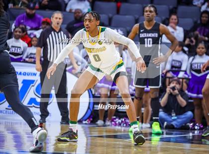 Thumbnail 2 in Sacramento vs. Vanden (CIF SJS D-3 Final) photogallery.