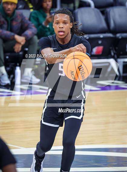 Thumbnail 2 in Sacramento vs. Vanden (CIF SJS D-3 Final) photogallery.