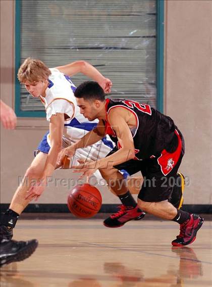 Thumbnail 1 in Logan vs. Bakersfield Christian (MaxPreps Holiday Classic) photogallery.