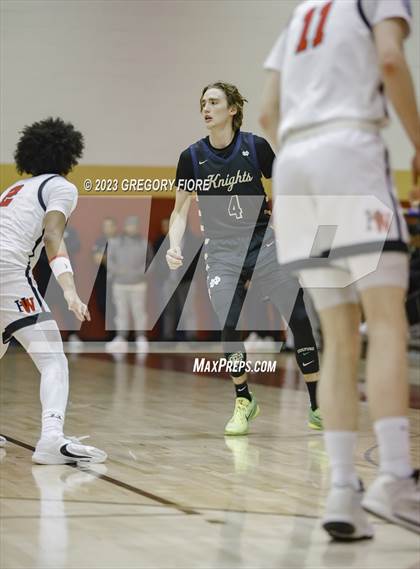 Thumbnail 3 in Harvard-Westlake vs. Notre Dame (SO) photogallery.