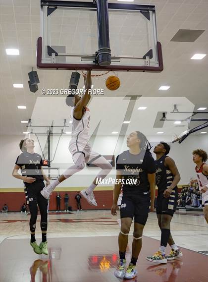 Thumbnail 3 in Harvard-Westlake vs. Notre Dame (SO) photogallery.