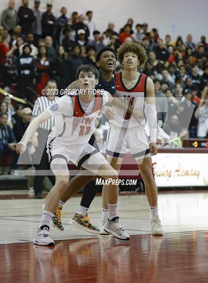 Thumbnail 1 in Harvard-Westlake vs. Notre Dame (SO) photogallery.