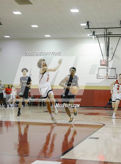 Thumbnail 2 in Harvard-Westlake vs. Notre Dame (SO) photogallery.