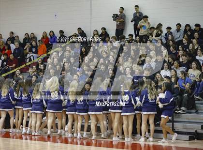 Thumbnail 3 in Harvard-Westlake vs. Notre Dame (SO) photogallery.