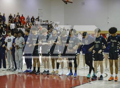 Thumbnail 3 in Harvard-Westlake vs. Notre Dame (SO) photogallery.
