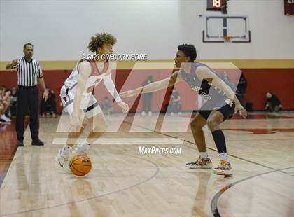 Thumbnail 2 in Harvard-Westlake vs. Notre Dame (SO) photogallery.