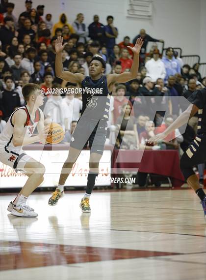 Thumbnail 1 in Harvard-Westlake vs. Notre Dame (SO) photogallery.