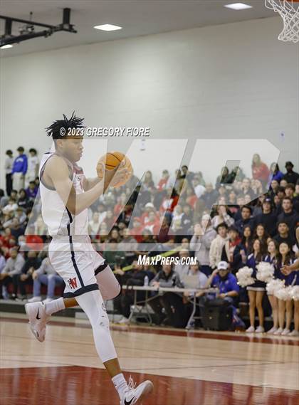 Thumbnail 3 in Harvard-Westlake vs. Notre Dame (SO) photogallery.