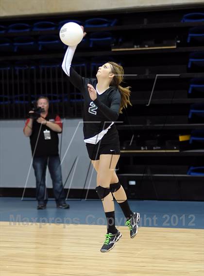Thumbnail 3 in St. Francis vs. Granite Bay (CIF SJS D1 Final) photogallery.